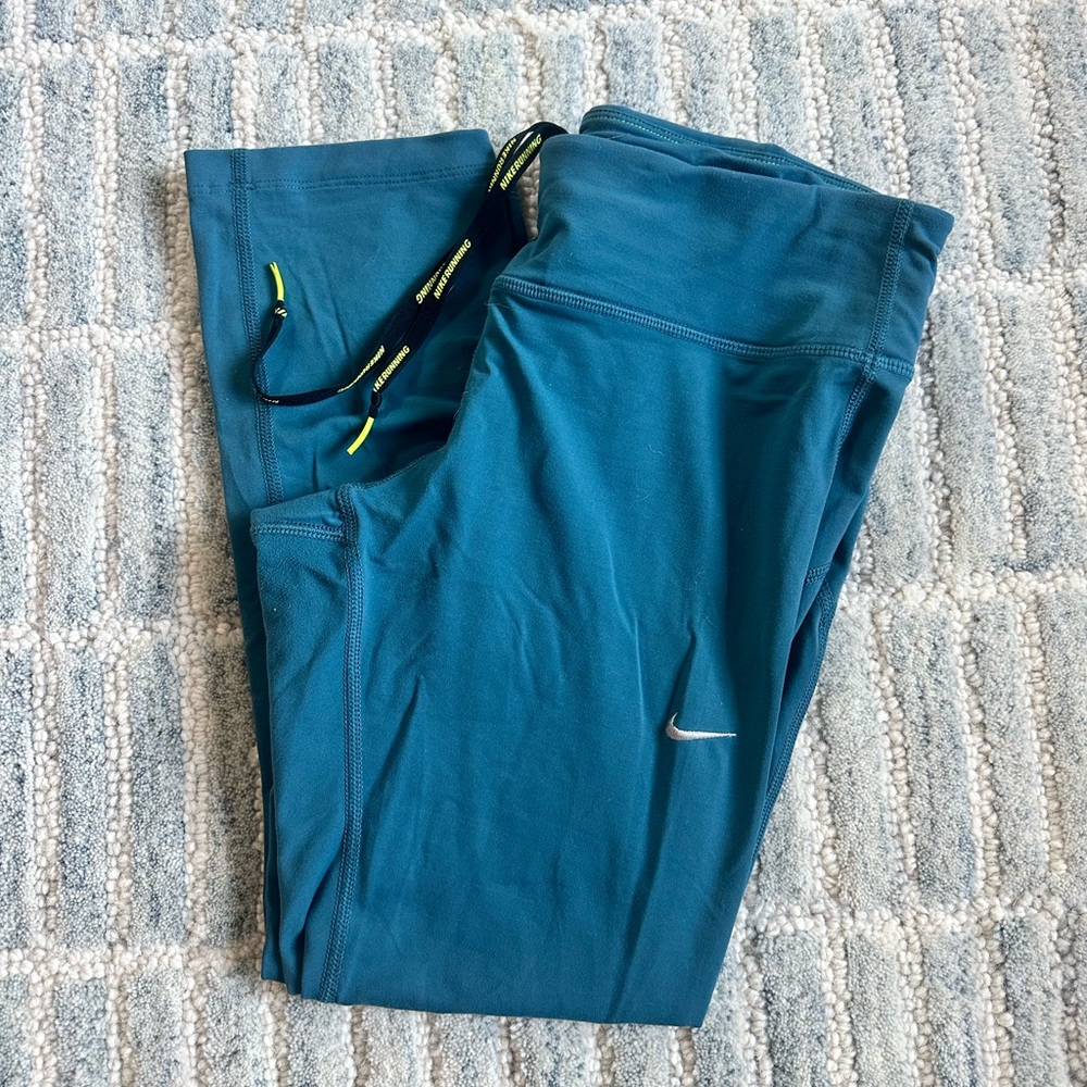 Nike yoga work out pants